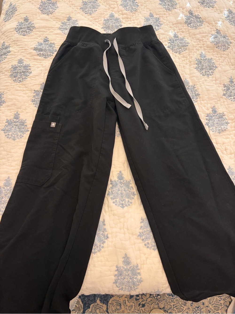 Figs Isabel Wide Leg Scrub Pants Black